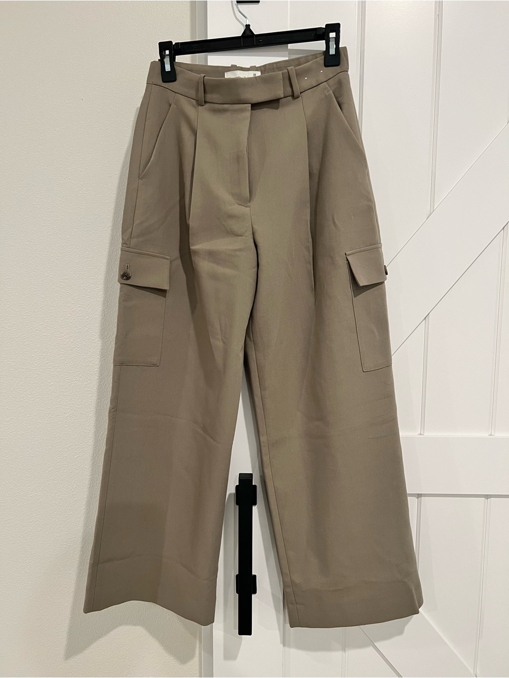 BNWT Abercrombie and Fitch Curve Love Wide-Leg Tailored Cargo Pants in Taupe